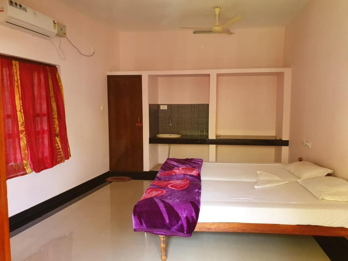 Thriphala Ayurveda Yogashram Apartment Thiruvananthapuram Exterior photo